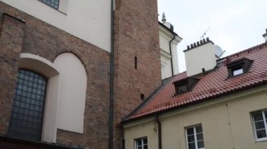 Tarım ve Kırsal Kalkınma Bakanlığı altında Michael Oczapowskiego Tarım Üniversitesi Merkez Kütüphanesi, Varşova, Polonya Krakow banliyösünde 66 tarihi, anıtsal bir bina alır