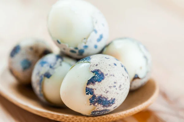 Uova Quaglia Sode Cucchiaio Legno Primo Piano — Foto Stock