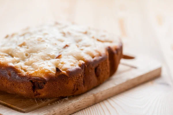 Kleiner Apfelkuchen Hausgemachte Brotmaschine — Stockfoto