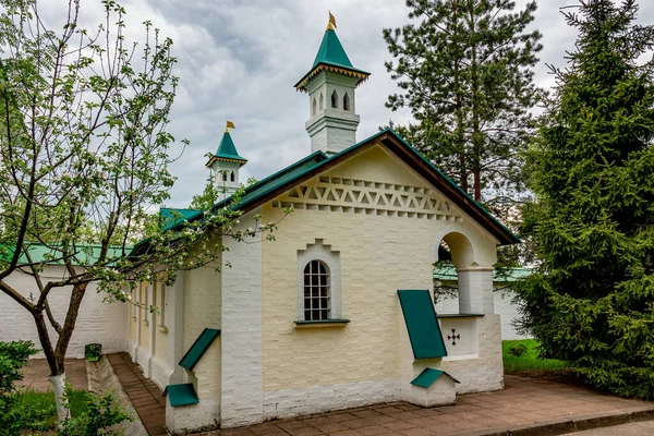 Dmitrov Russia May 2019 Beautiful Stone House Borisoglebsky Monastery Dmitrov — Stock Photo, Image