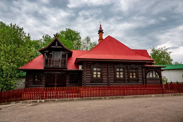 Vieille Maison Bois Descente Esprit Saint Dans Monastère Borisoglebsky Dmitrov — Photo