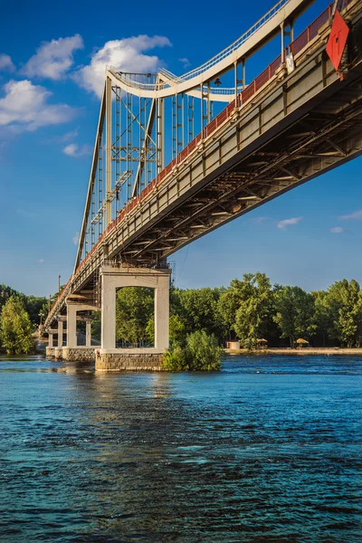 Park Bridge in Kyiv — Stock Photo, Image