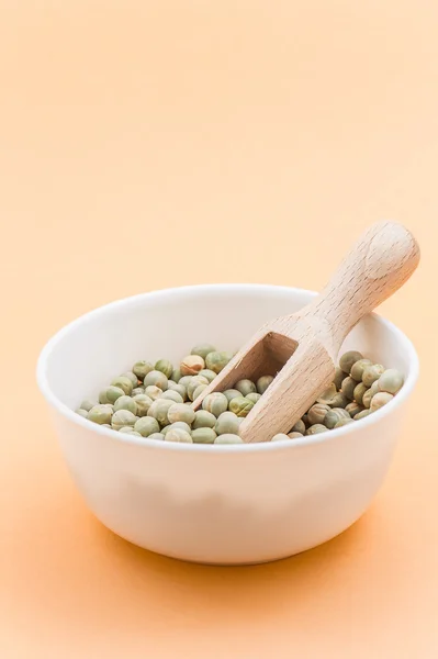 Pois secs verts en cuillère — Photo