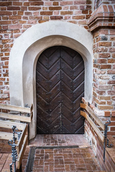 Door in an ancient fortress — Stock Photo, Image