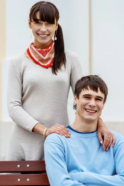 Two beloved on bench — Stock Photo, Image