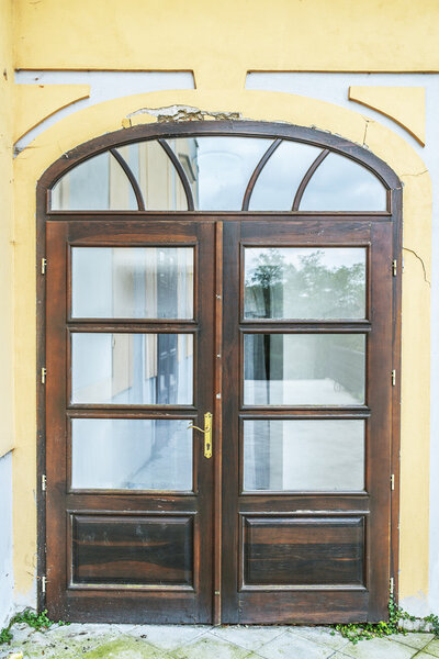 Старая дверь
