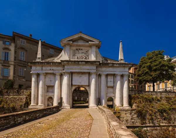Bergamo, city gate — Φωτογραφία Αρχείου