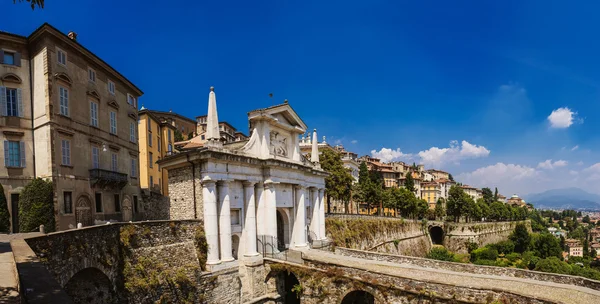 Bergamo, portão da cidade — Fotografia de Stock
