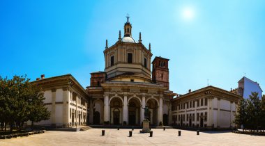 Milano San Lorenzo Maggiore Bazilikası