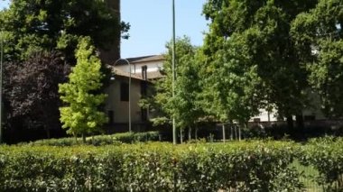 Sant Eustorgio Bazilikası Milano kilisesidir