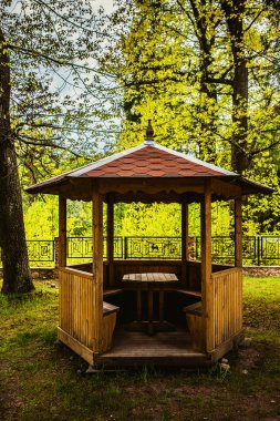 wooden gazebo clipart