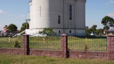 Büyük Motykaly kutsal kilise duyuru