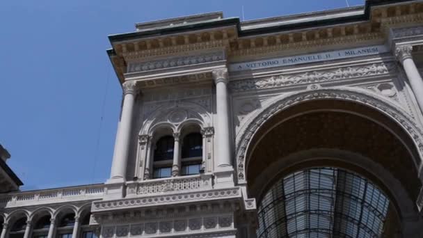 Galleria Vittorio Emanuele II in Milaan — Stockvideo