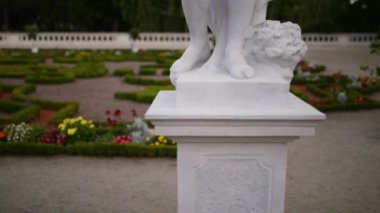 Bialystok Branicki Palace yakınındaki heykel