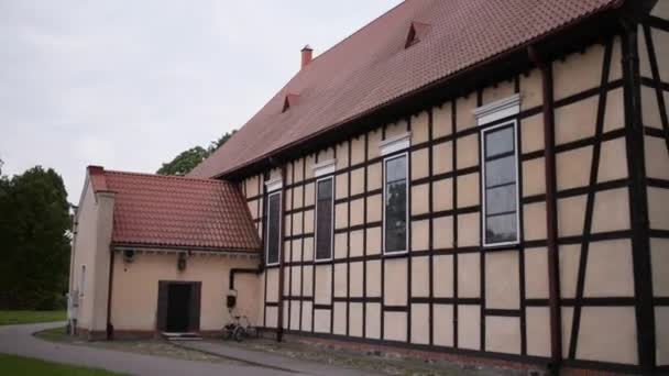 Εκκλησία του Αγίου Ιωάννη του Βαπτιστή σε Pisz — Αρχείο Βίντεο