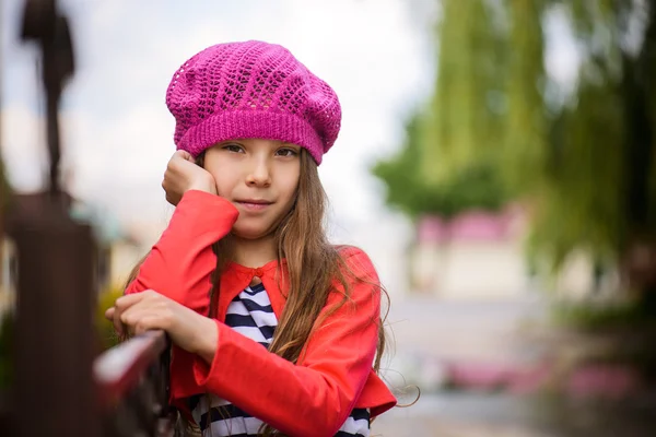 Little girl in red beret — Stock Photo, Image