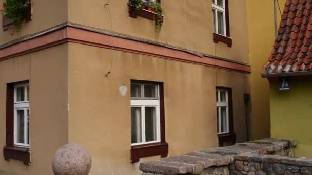 Oude gebouw in Sztum, Polen — Stockvideo