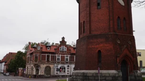 Der wasserturm in malbork, polen — Stockvideo