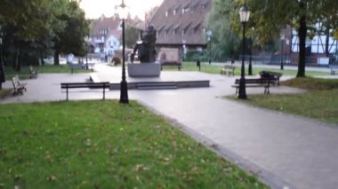 Gdansk'taki Jan Heweliusz Anıtı