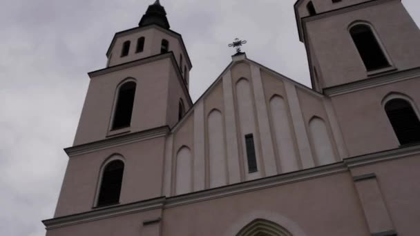 Przemienienia Pańskiego Kościoła Pan w Piątnica, Polska — Wideo stockowe