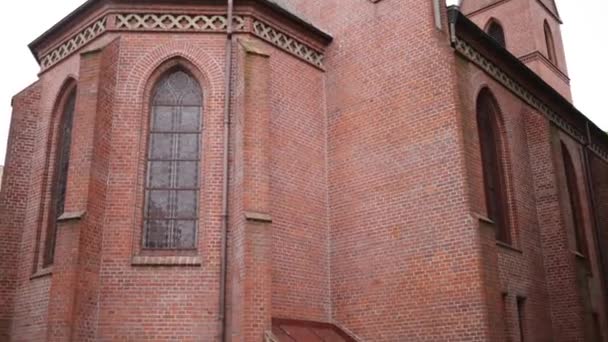 Luteránský kostel Krista v Olsztyn, Polsko — Stock video
