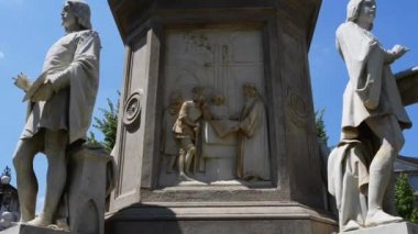 Leonardo da Vinci Milan tarafından anıt