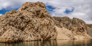 Zrmanja Kuzey Dalmaçya, Hırvatistan bir nehirdir