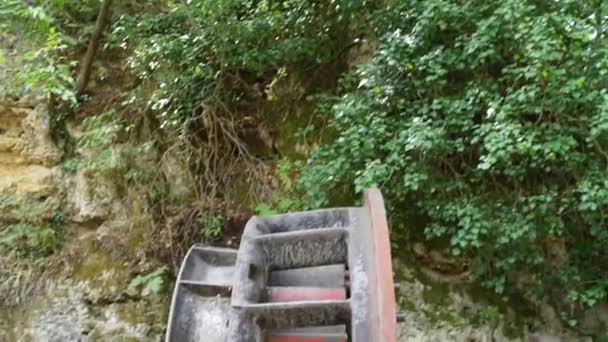 arbre métallique de l'ancienne centrale électrique de Krka Park 