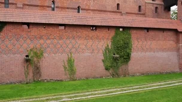 Kasteel van de Teutoonse Orde in Malbork, Polen — Stockvideo