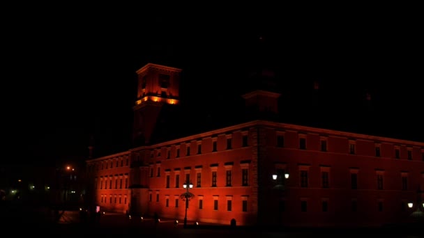 Time-lapse: Koninklijk Paleis in Warschau in nacht — Stockvideo