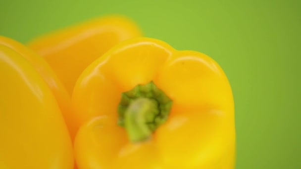 Some yellow sweet peppers — Stock Video