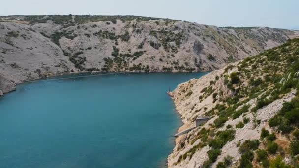 Kroatische Küste am adriatischen Meer — Stockvideo