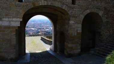 Bergamo, city gate