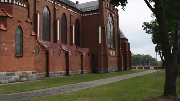 Stiftsbasilika der Heiligen Dreifaltigkeit in Myszyniec — Stockvideo