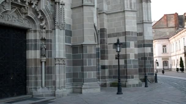 Catedral de Santa Isabel, Kosice, Eslováquia — Vídeo de Stock