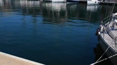 Port Cenova Akdeniz üzerinde