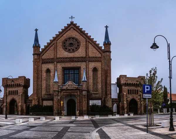 Alle heiligen kirche in kornik, polen — Stockfoto