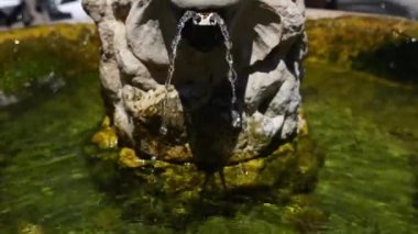 Mantua Piazza Sordello Üzerinde Çeşme, İtalya