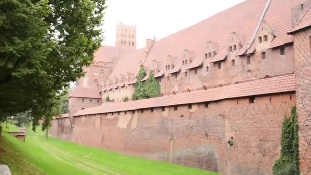 Polonya, Malbork 'taki Töton Düzeni Kalesi — Stok video