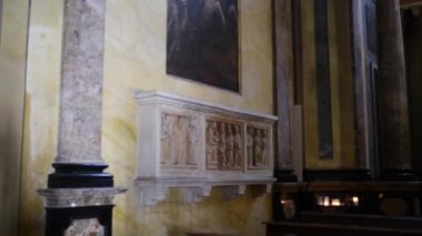 Sant Eustorgio Bazilikası Milano kilisesidir