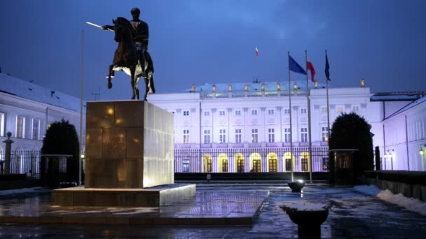 Statue of Prince Jozef Poniatowski in Warsaw — Stock Video