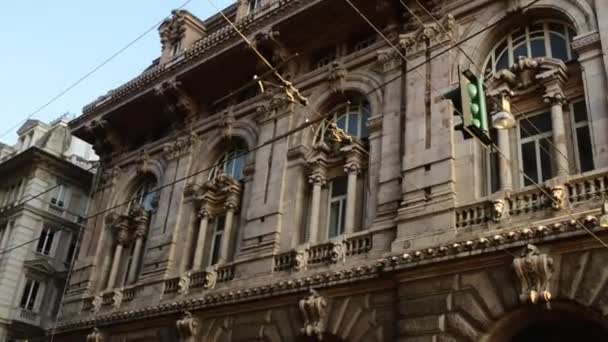 Building of stock exchange in Genoa, Italia — Stock video