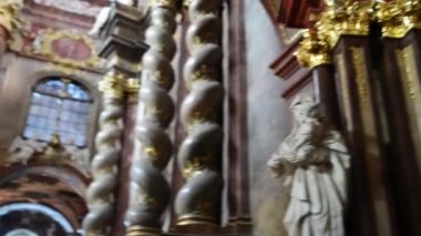 Collegiate Kilisesi Poznan, Polonya