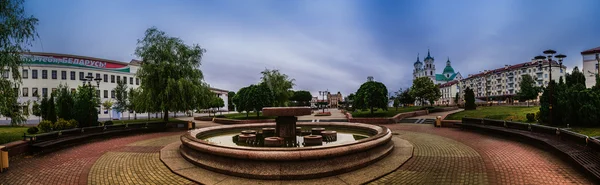 Ulicy Stephen Bathory w Grodnie na Białorusi — Zdjęcie stockowe