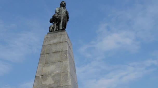 Tadeusz Kosciuszko monumento, Praça da Liberdade, Lodz — Vídeo de Stock