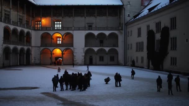 Arkaden von Sigismund i in der Burg Wawel, Krakau — Stockvideo