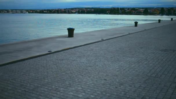 Órgano marino es un objeto arquitectónico situado en Zadar, Croacia — Vídeo de stock