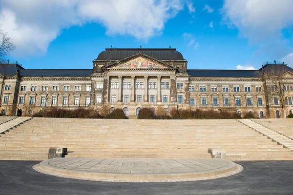 Ministerie van Financiën gebouwen in dresden — Stockfoto