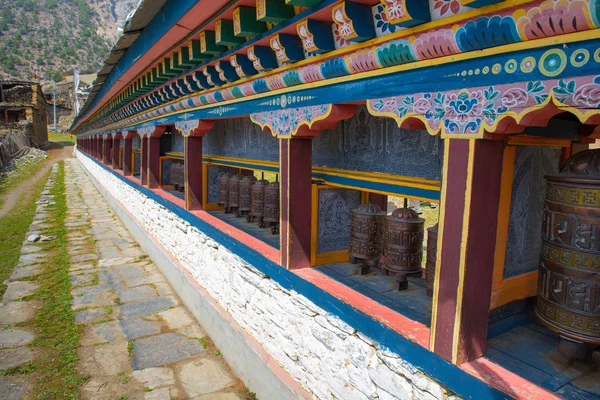 Bovenste Pisang dorp op een Annapurna Circuit — Stockfoto