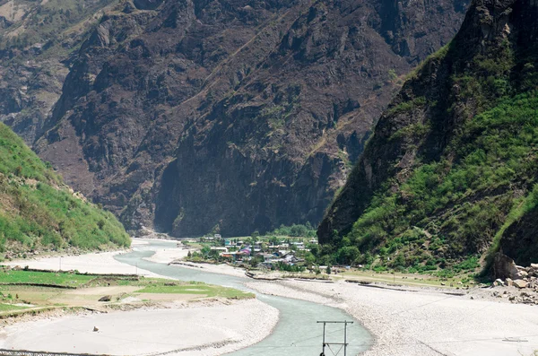 Annapurna devre köyde Tal — Stok fotoğraf